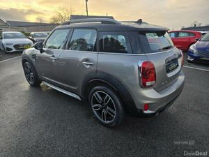 Mini Countryman DIESEL HATCHBACK - Image 3