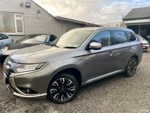 16 Mitsubishi Outlander PHEV•Auto•4WD•Hybrid - Image 2