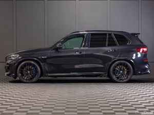 222 BMW X5 X-Drive 45e M-Sport - Image 3