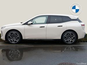 BMW iX xDrive45 M Sport - Image 3