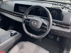 Nissan Ariya ADVANCE - Image 3