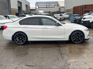 2017 BMW 320D SE 4DR AUTO FULLY LOADED WITH EXTRAS - Image 3