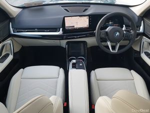 BMW iX1 iX1 eDrive20 xLine - Image 4