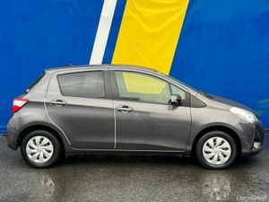 Toyota Yaris 1.0 AUTO // FULL SERVICE HISTORY // R - Image 2