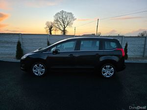 152 Peugeot 5008 7 seater Low miles - Image 4