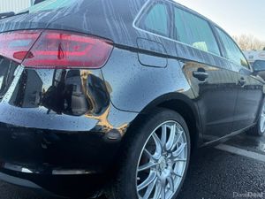 Audi A3 1.4 L black 2014 - Image 4