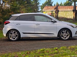 2019 Hyundai i20 1.2 Petrol Delux Plus - Image 4