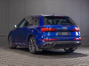 2023 Audi Q7 S-Line 60 TFSIe Competition - Image 4