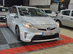 2015 Toyota Prius  Self Charging Hybrid - Image 3