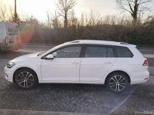 VW Golf 1.2TSI COMFORTLINE  ESTATE 5DR AUTO !!! - Image 4