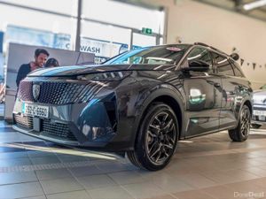 Peugeot 5008 2025 Peugeot 5008 GT Hybrid Zero Mile - Image 3