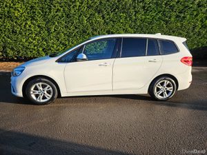 BMW 2-Series 2016 218i SE AUTO 7 SEATS - Image 2