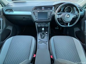 Volkswagen Tiguan SUNROOF 2.0 TDI COMFORTLINE DSG - Image 2