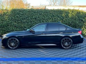 BMW 3-Series 320d M-SPORT COMPETITION // NEW 20" M - Image 3