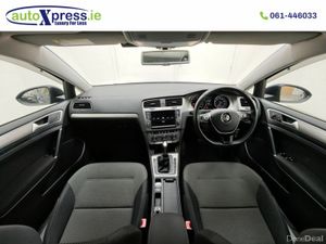 Volkswagen Golf 1.2 TSI Automatic, Reversing camer - Image 2