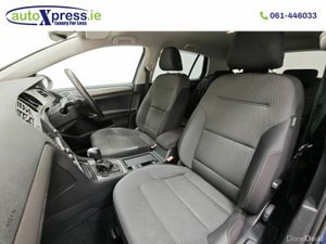 Volkswagen Golf 1.2 TSI Automatic, Reversing camer - Image 4