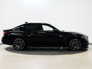 *43* 2021 BMW 3-Series 2.0 M-SPORT AUTO - Image 3