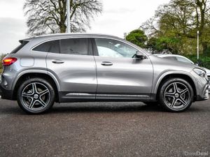 Mercedes-Benz GLA 250e AMG Premium ONLY 2,000km - Image 3