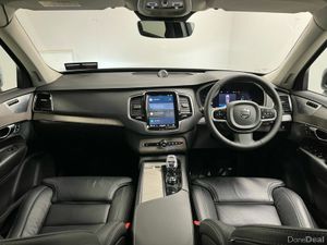 Volvo XC90 T8 Ultimate Recharge AWD 455BHP - MASSI - Image 4