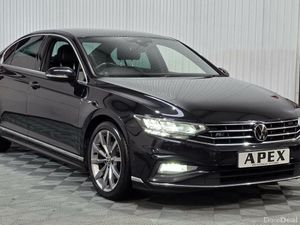 Volkswagen Passat DIESEL SALOON - Image 2