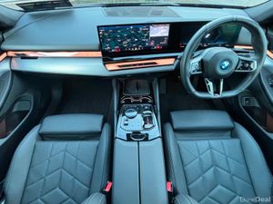 BMW i5 M SPORT  PAN ROOF - Image 2