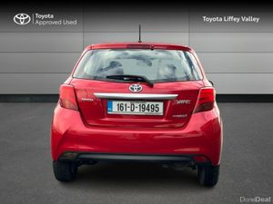 Toyota Yaris HYBRID LUXURY MC 4DR AUTO - Image 4