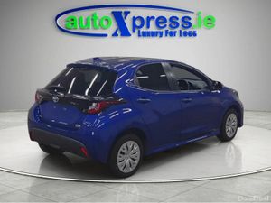 Toyota Yaris 1.5 Hybrid X Automatic - Image 3