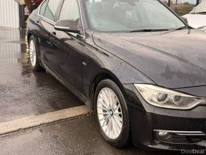 BMW 320I 2012 BLACK - Image 3