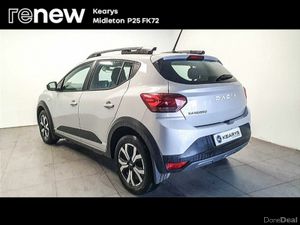 Dacia Sandero Stepway TCe 90 Journey - Image 3