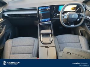 Renault Austral Techno E Tech Hybrid 200hp (261) - Image 4