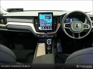 Volvo XC60 “FACELIFT” T6 XC60 PLUS DARK: ONYX BLAC - Image 4