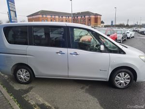 NISSAN SERENA  AUTOMATIC *8 SEATER* PETROL HYBRID - Image 4