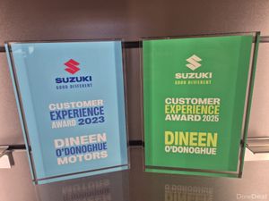 Suzuki Swace 1.8 Full Hybrid Sz-t CVT - Image 2