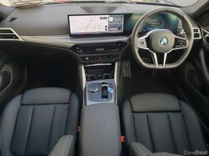 BMW i4 eDrive35 M Sport - Image 4