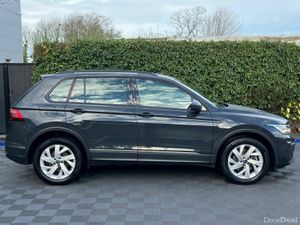 Volkswagen Tiguan LIFE 1.4 TSI PLUG-IN HYBRID // F - Image 2