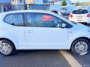 volkswagon up 0.99L 2013 - Image 4