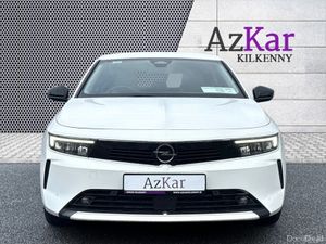 Opel Astra 2022 SC 1.2L PETROL HATCHBACK NCT 2028 - Image 3