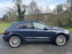 Porsche Macan 2016 , FSH from Porsche, AWD - Image 2