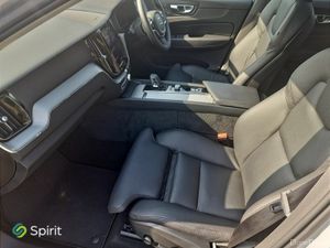 Volvo XC60 T6 "Plug In Hybrid" AWD, Plus (Dark The - Image 4