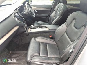 Volvo XC90 T8 "Plug In Hybrid" Plus (Dark Theme), - Image 4