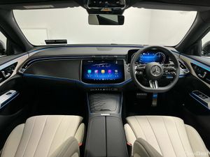 Mercedes-Benz E-Class 300de AMG - 20 Inch Alloys - - Image 4