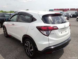 2016 Honda Vezel 1.5 Petrol Hybrid 2 years NCT - Image 4