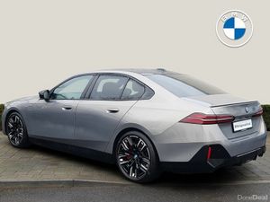 BMW i5 M60 xDrive - Image 3