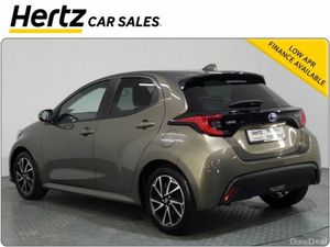 Toyota Yaris DESIGN HEV CVT 1.5 Petrol Automatic - Image 3