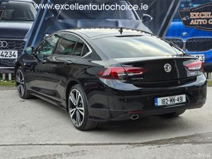 Vauxhall Insignia 2018 SRI 2.0 AUTO HIGH SPEC. - Image 4