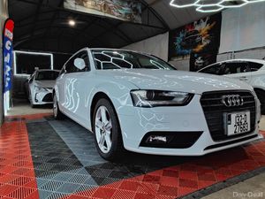 132 Audi A4 Avant S-Line Estate - Image 3