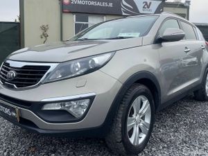 🔵 Kia Sportage 1.7 CRDI PLATINUM 5DR - Image 2