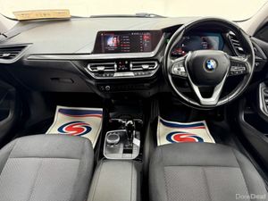 BMW 1-Series 2.0 D Automatic - Image 2