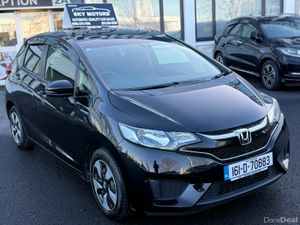 2016 Honda Jazz/Fit 1.5 Petrol Hybrid ,Automatic - Image 3