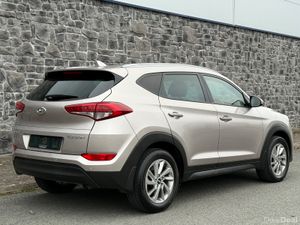 2017 Hyundai Tucson Executive 1.7CRDI  FSH - Image 2